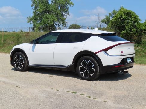 Certified 2023 Kia EV6 Wind w/ Wind Technology Package AWD/4WD image 30