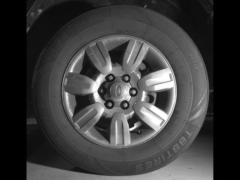 Used 2012 Ford F150 Lariat w/ Lariat Chrome Pkg AWD/4WD image 13