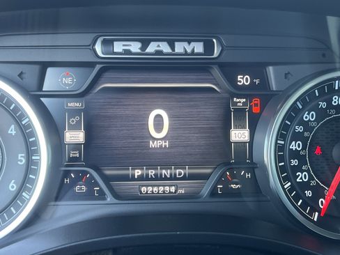 Used 2022 RAM 1500 Big Horn AWD/4WD image 36