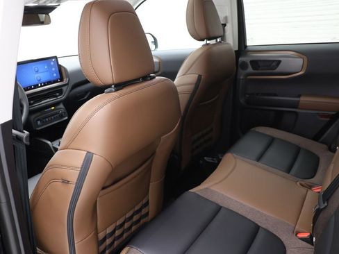 Used 2025 Ford Bronco Sport Outer Banks w/ Outer Banks Tech Package+ image 11