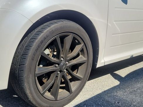 Used 2018 Ford Flex SEL w/ Equipment Group 202A FWD image 4