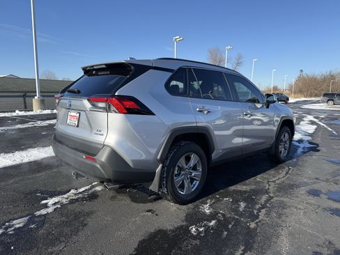 Certified 2024 Toyota RAV4 LE image 9