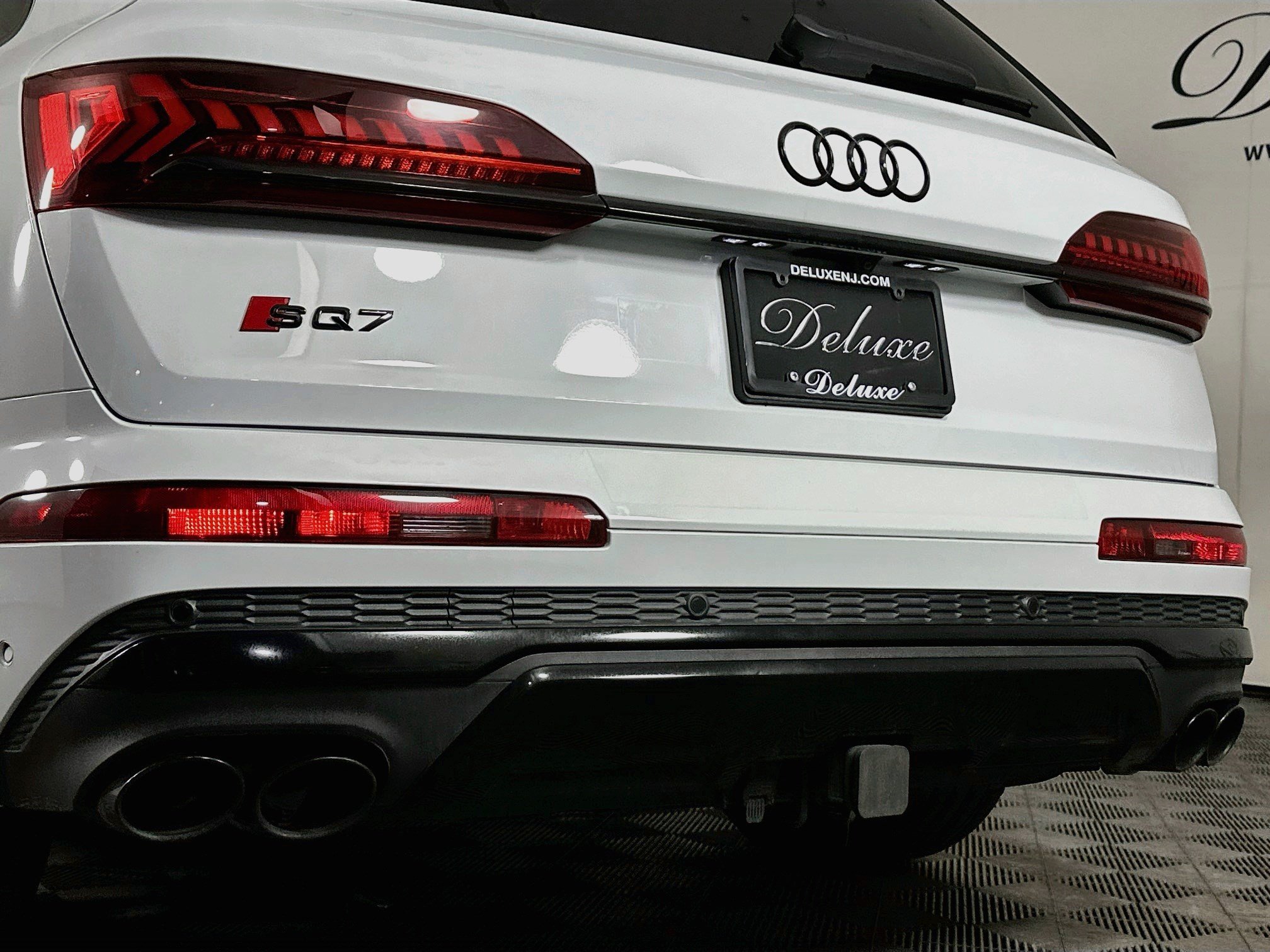 Used 2023 Audi SQ7 Prestige w/ Prestige Package AWD/4WD image 26