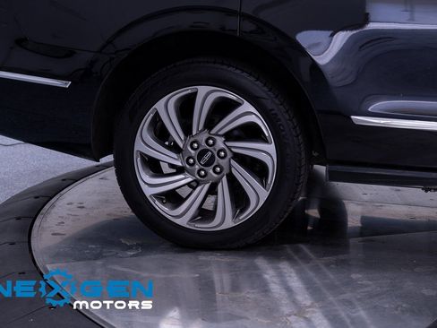 Used 2022 Lincoln Navigator Reserve image 57