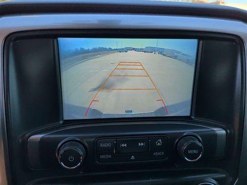 Used 2017 Chevrolet Silverado 2500 LT w/ Texas Edition image 23