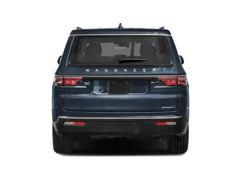 Used 2025 Jeep Wagoneer L Series II AWD/4WD image 8