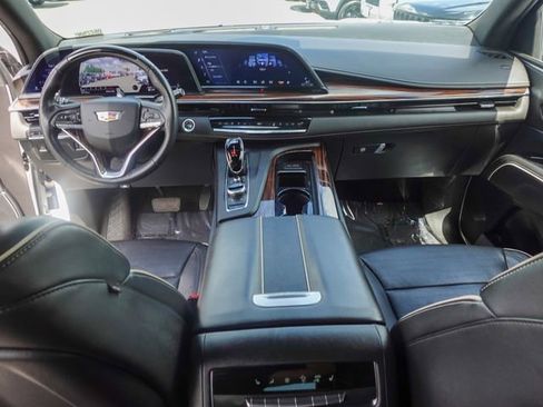 Used 2024 Cadillac Escalade Premium Luxury w/ LPO, Floor Liner Package AWD/4WD image 25
