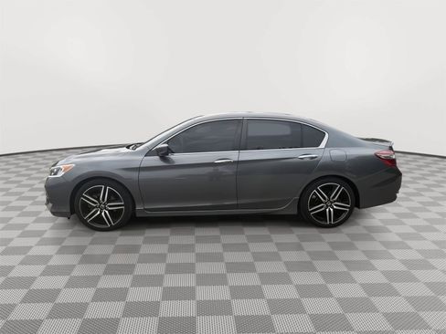 Used 2016 Honda Accord Sport image 6