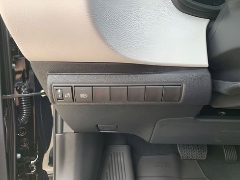 New 2026 Toyota Corolla SE image 27