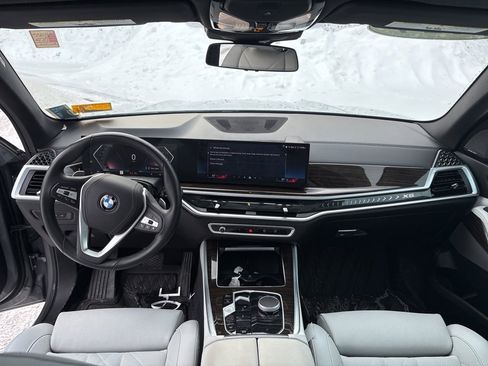 Certified 2024 BMW X5 xDrive40i image 2