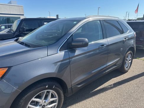 Used 2024 Ford Edge SEL w/ Convenience Package AWD/4WD image 18
