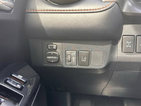 Used 2018 Toyota RAV4 SE w/ Power Extra Value Package AWD/4WD image 31