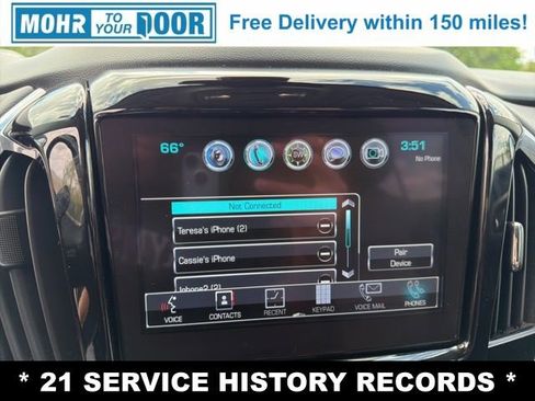 Used 2018 Chevrolet Traverse LT FWD image 19
