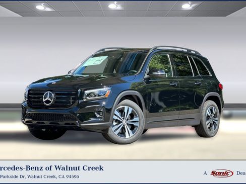 New 2026 Mercedes-Benz GLB 250 image 1