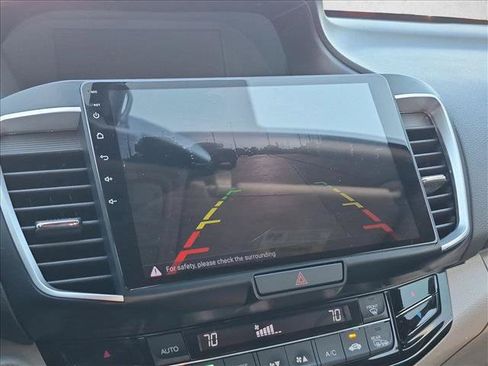 Used 2016 Honda Accord EX-L image 8