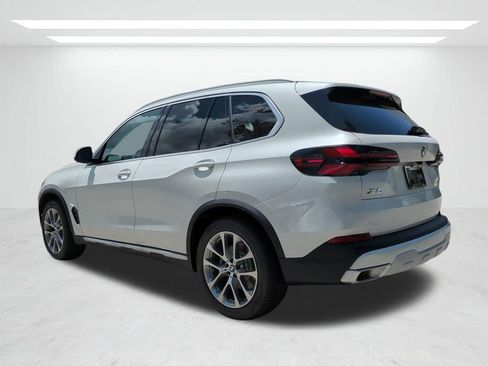New 2026 BMW X5 xDrive40i w/ Parking Assistance Package AWD/4WD image 6