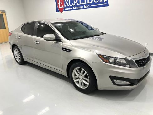 Used 2013 Kia Optima LX w/ Convenience Plus Pkg FWD image 2