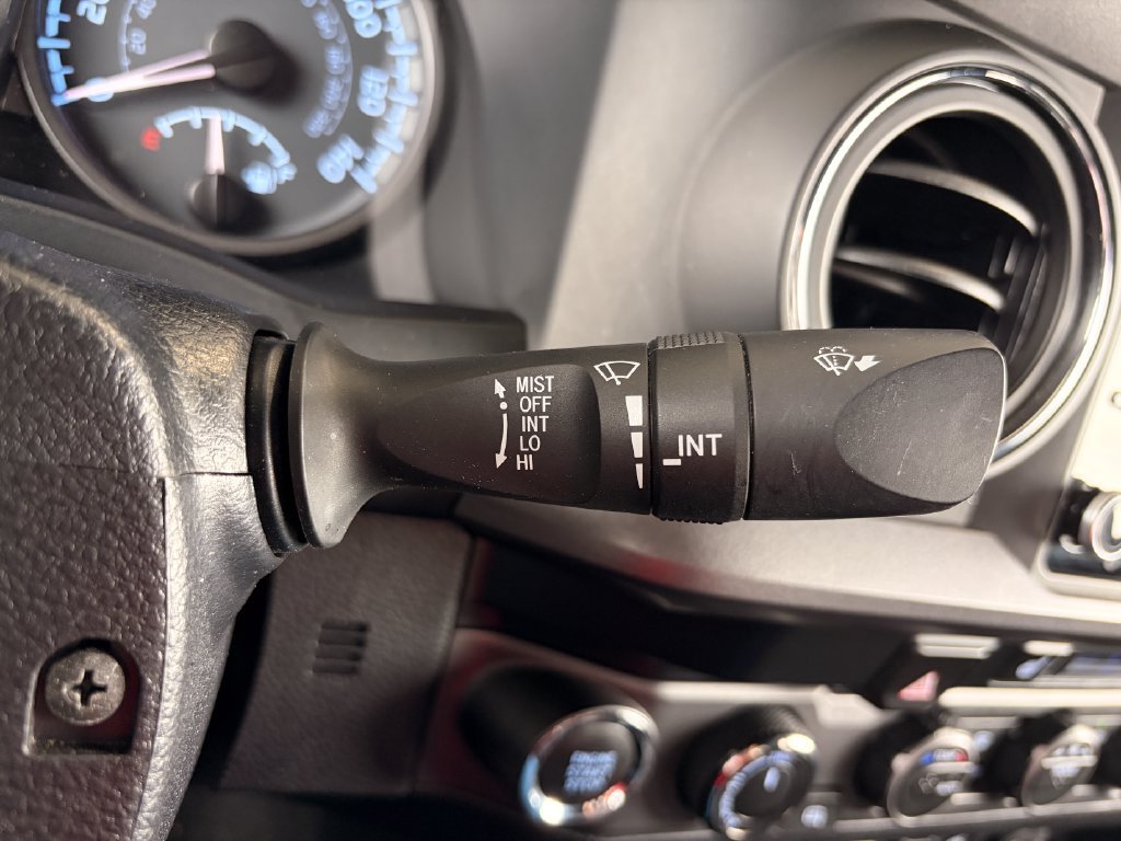 Used 2020 Toyota Tacoma TRD Pro AWD/4WD image 17