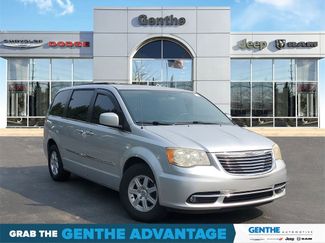 Used 2011 Chrysler Town & Country Touring video 1