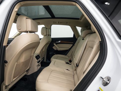 Certified 2023 Audi Q5 2.0T Premium Plus AWD/4WD image 19