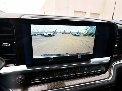 Used 2024 Chevrolet Silverado 2500 LT image 52