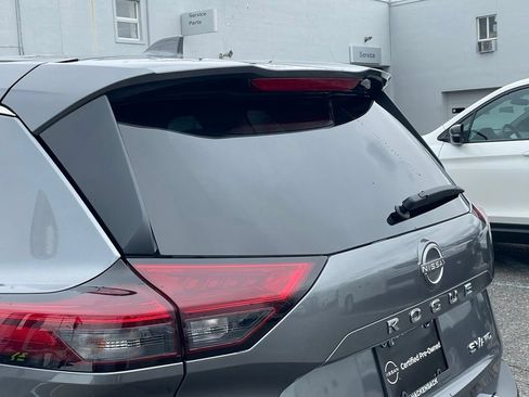 Certified 2023 Nissan Rogue SV AWD/4WD image 29