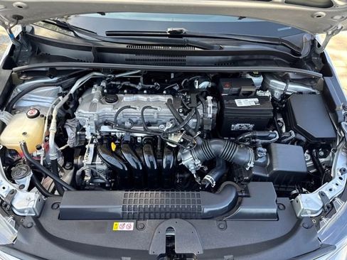 Used 2022 Toyota Corolla LE image 19
