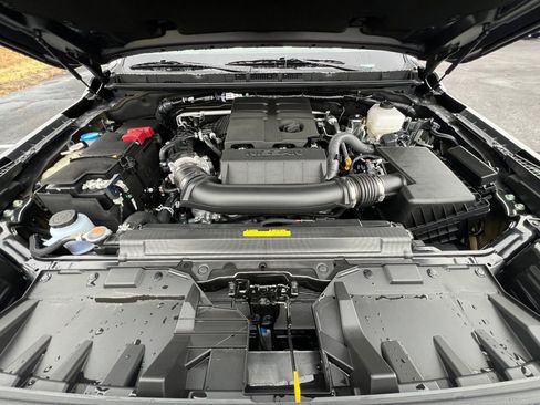 New 2026 Nissan Frontier PRO-4X w/ Tow Package image 32