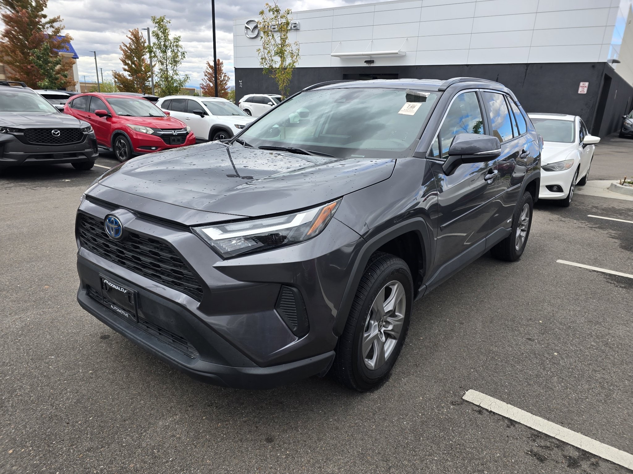 Used 2024 Toyota RAV4 LE AWD/4WD image 1