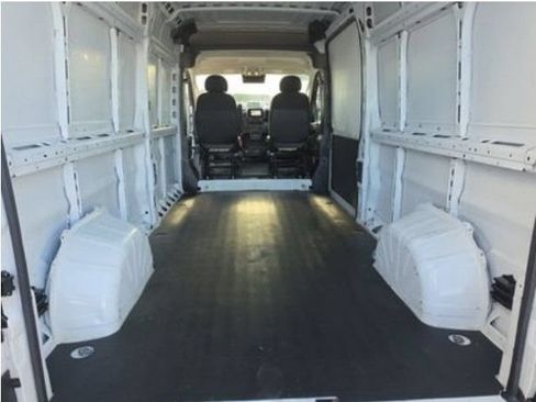 Used 2023 RAM ProMaster 2500 FWD image 6