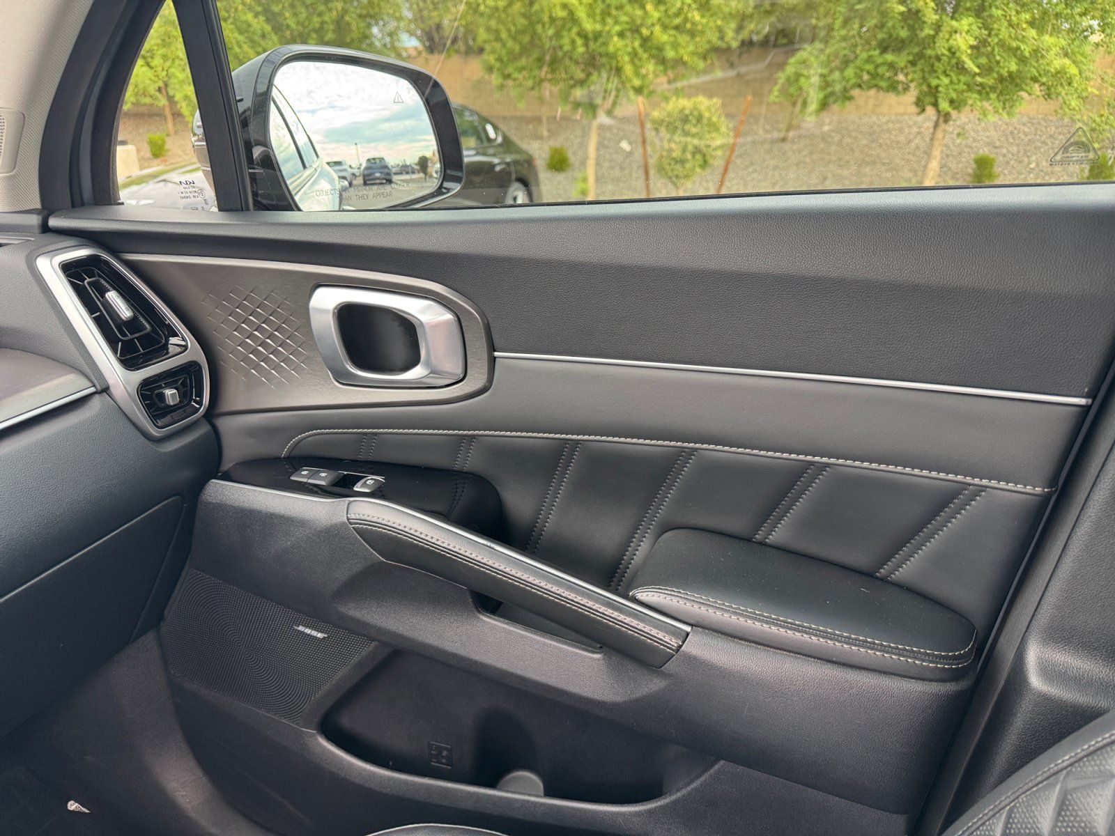 Used 2022 Kia Sorento SX FWD image 16