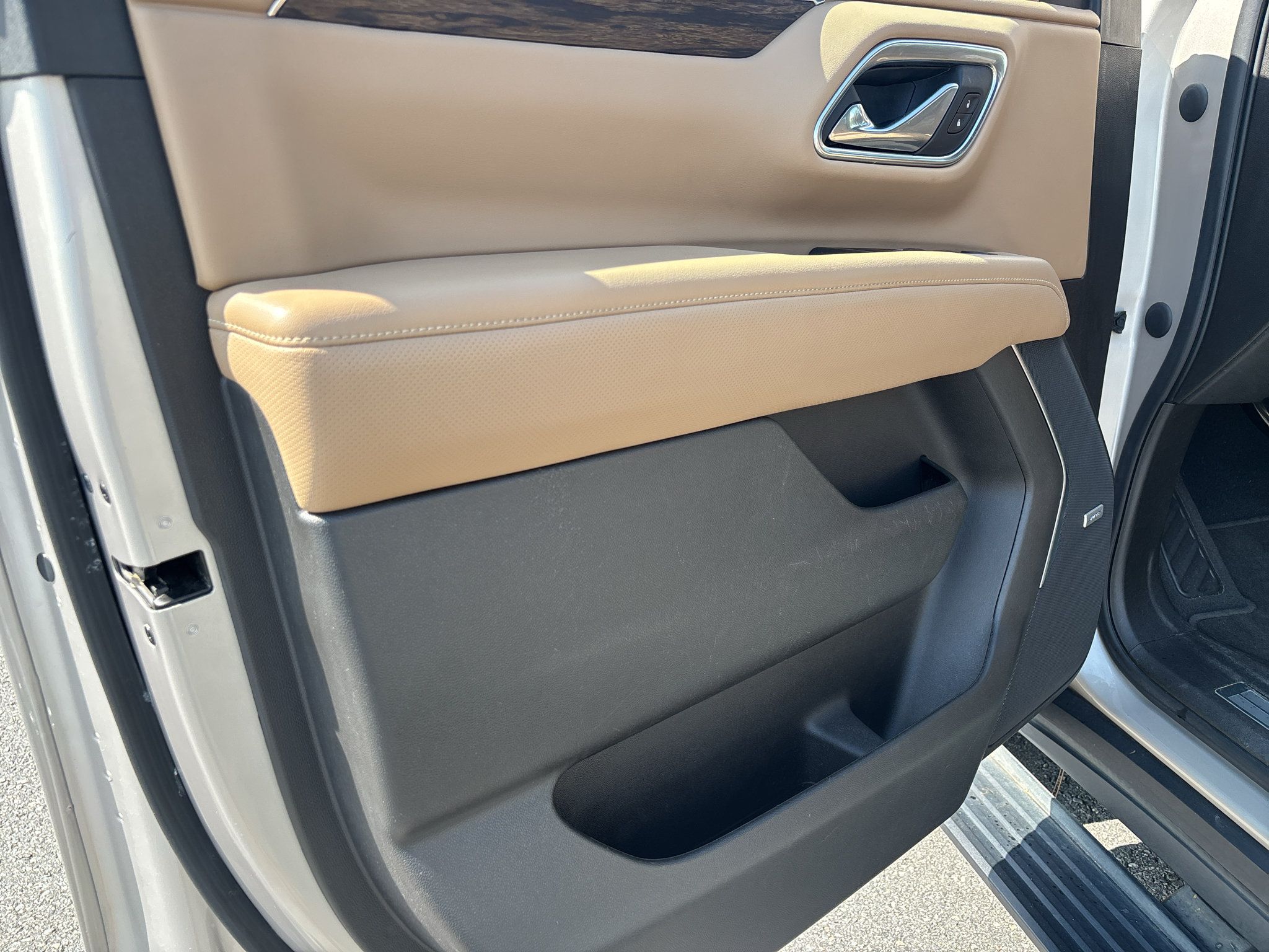 Used 2021 Chevrolet Tahoe Premier RWD image 24