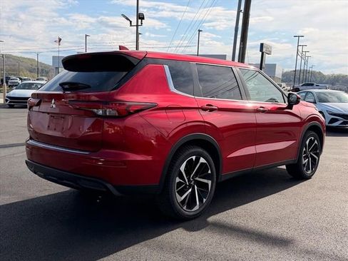 Used 2022 Mitsubishi Outlander ES AWD/4WD image 4