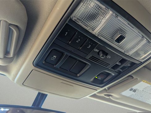 Used 2018 Toyota 4Runner Limited image 25