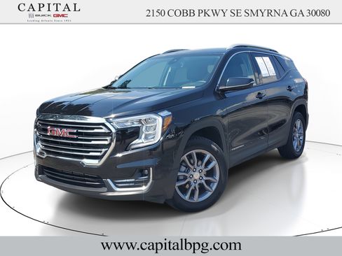Used 2024 GMC Terrain SLT image 1
