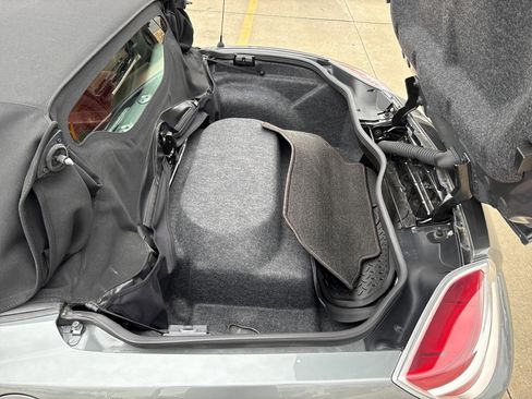 Used 2007 Saturn Sky w/ Premium Trim Pkg image 12