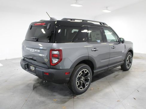 New 2025 Ford Bronco Sport Outer Banks w/ Outer Banks Tech Package+ AWD/4WD image 8