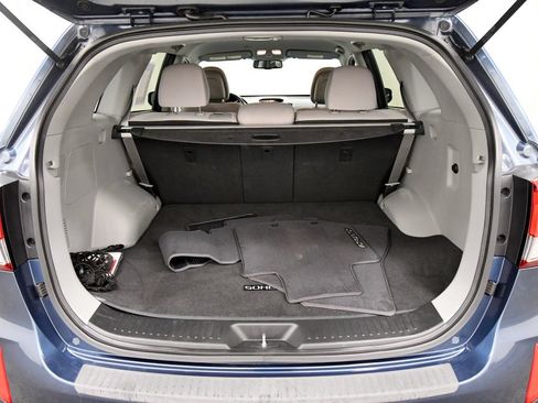 Used 2014 Kia Sorento LX FWD image 7