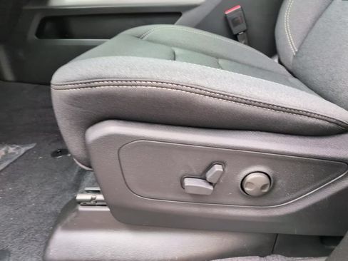 New 2026 RAM 1500 Big Horn AWD/4WD image 21