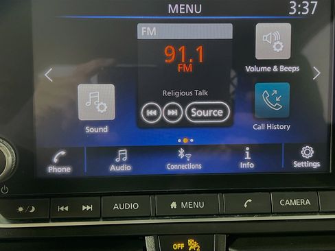 Used 2024 Nissan Altima 2.5 SV FWD image 27