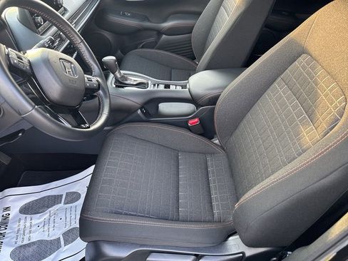 Used 2025 Honda HR-V Sport image 16