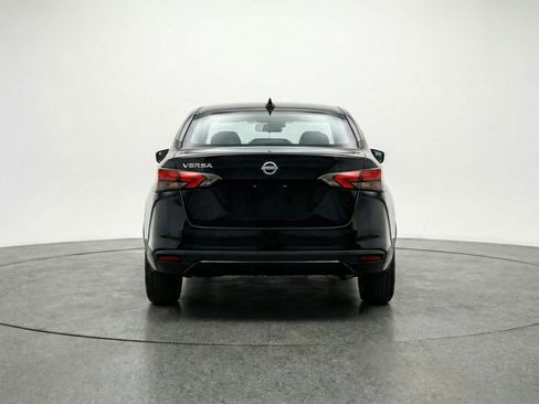 Used 2025 Nissan Versa SV image 7