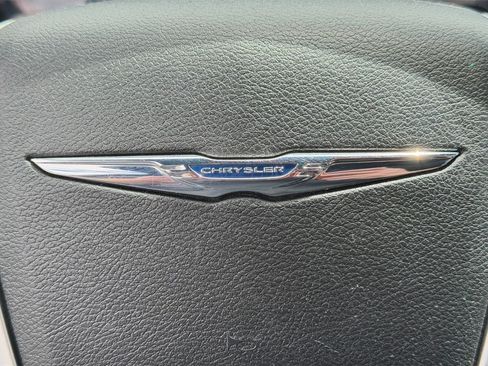 Used 2014 Chrysler 200 Touring FWD image 34