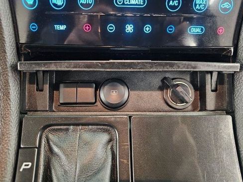 Used 2017 Ford Taurus SHO AWD/4WD image 19