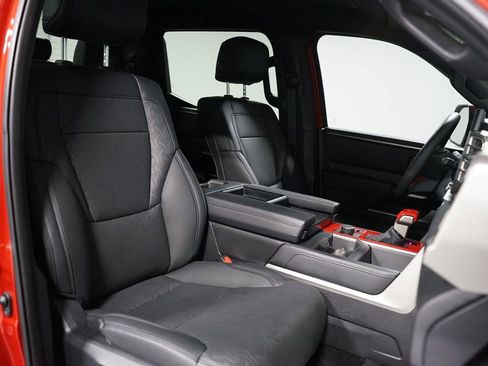 Used 2025 Toyota Tundra Limited image 29