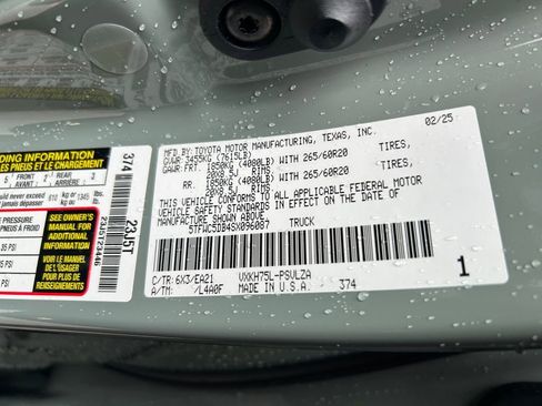 Used 2025 Toyota Tundra Limited w/ TRD Off-Road Package image 34
