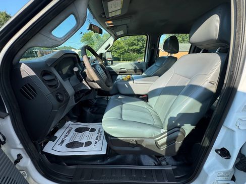 Used 2013 Ford F450 XL w/ PWR Equipment Group image 16