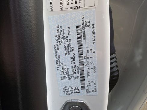 Used 2024 Ford Escape Platinum AWD/4WD image 26