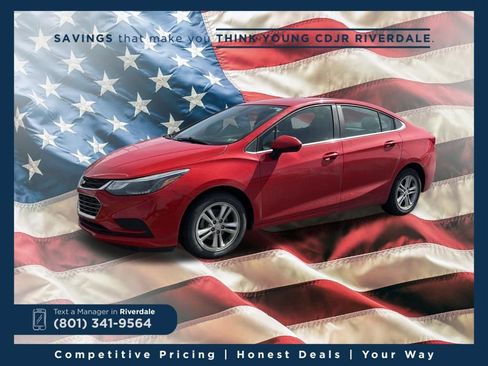 Used 2018 Chevrolet Cruze LT w/ Convenience Package image 1