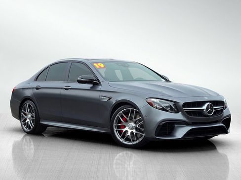 Used 2019 Mercedes-Benz E 63 AMG S image 1
